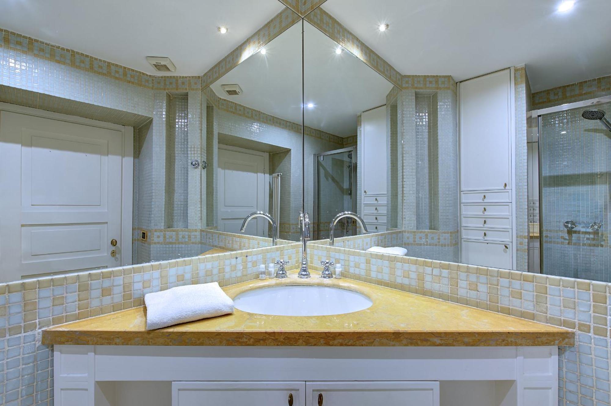 Appartement Irex Colosseo & Fori, Elegant 3 Rooms Apartment Rome
