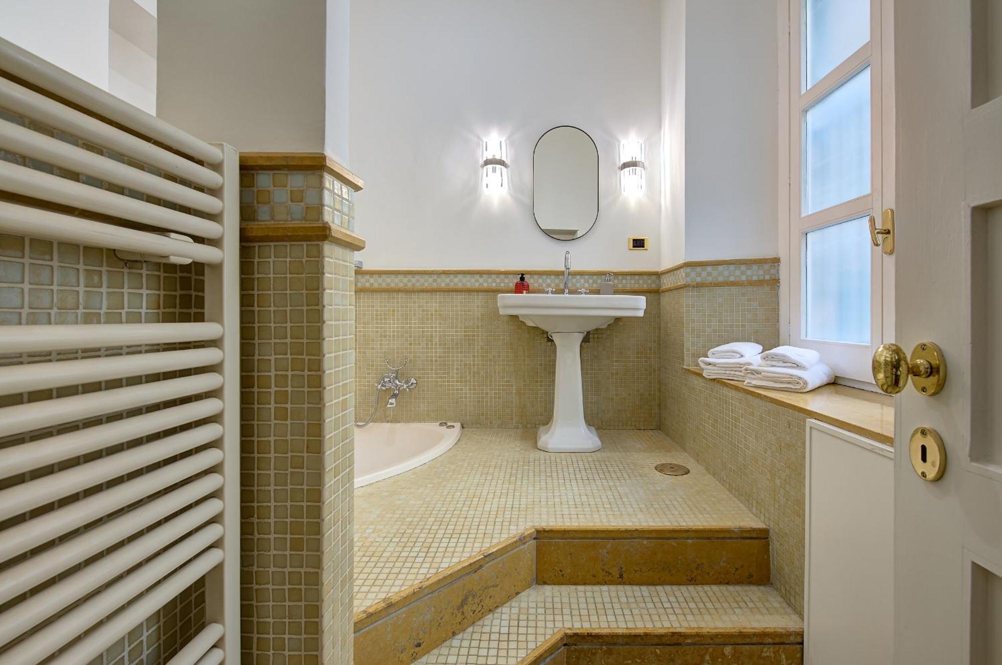 Appartement Irex Colosseo & Fori, Elegant 3 Rooms Apartment Rome